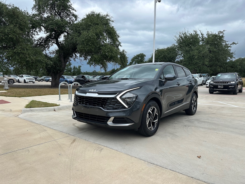 Used 2023 Kia Sportage LX SUV