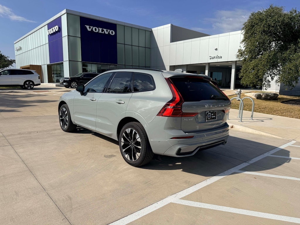 New 2026 Volvo XC60 B5 Plus SUV