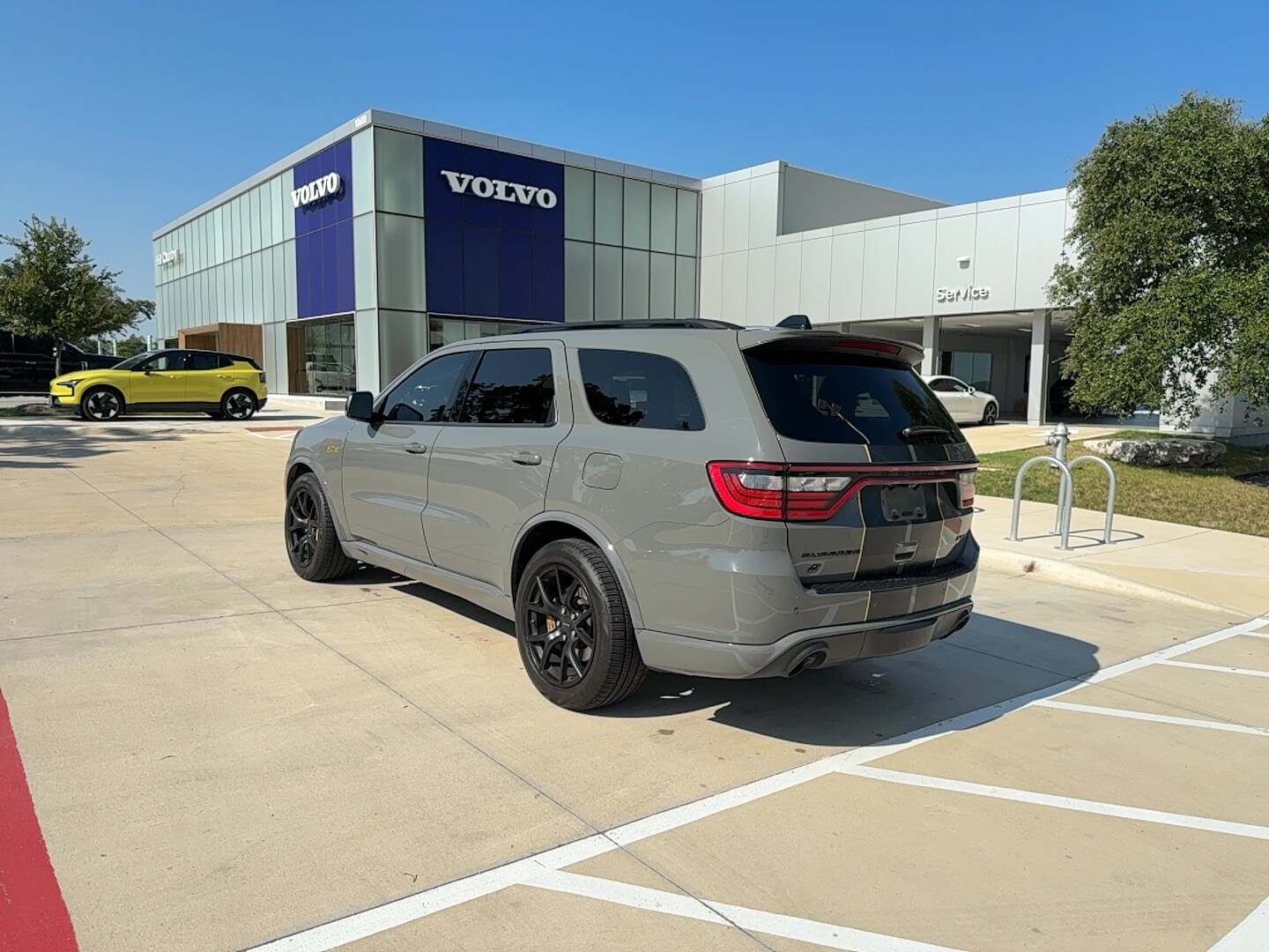 2024 Dodge Durango SRT 392 Premium photo 2
