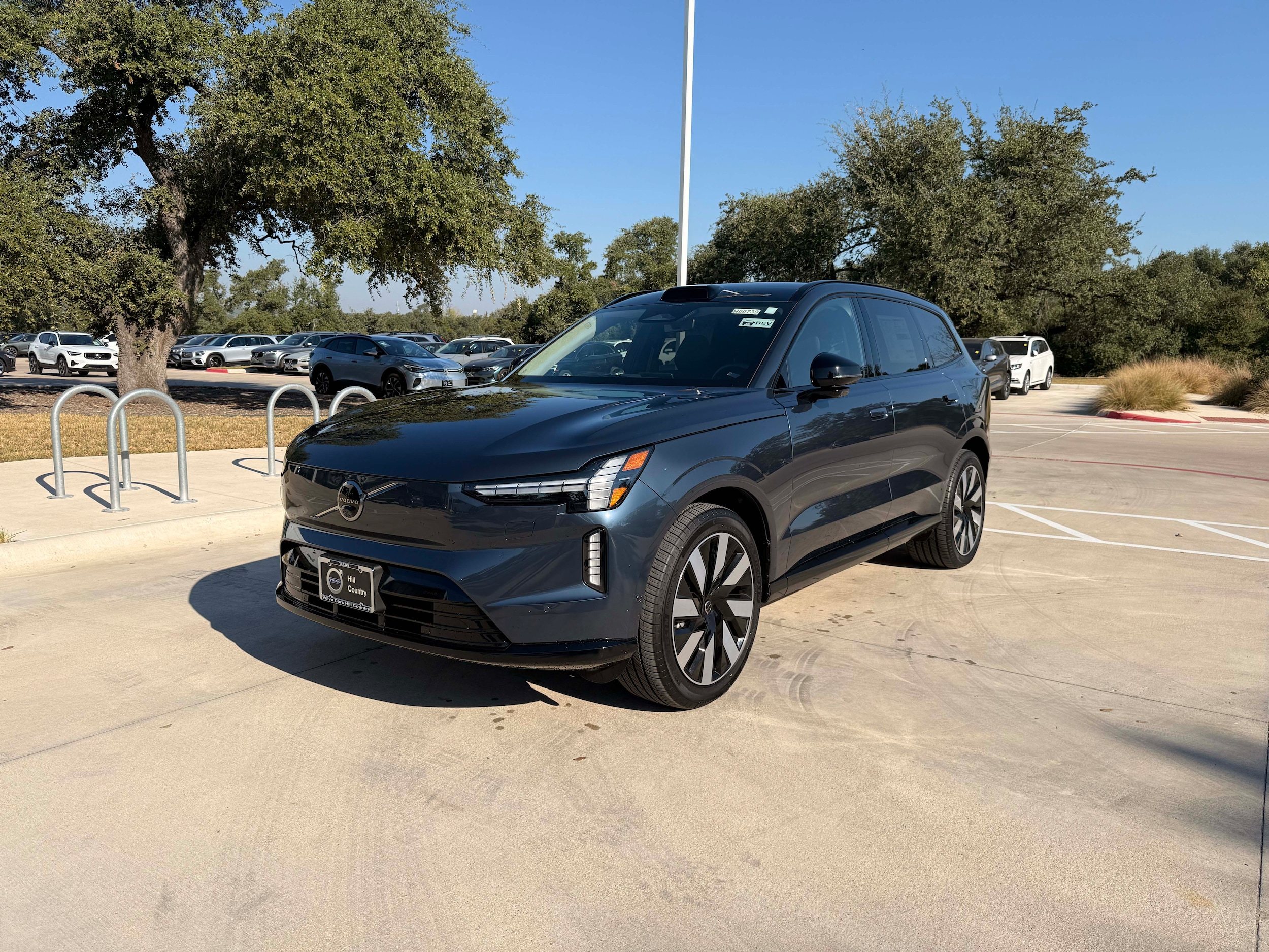 Used 2025 Volvo EX90 Ultra with VIN 7JDE23VL5SG001599 for sale in Austin, TX