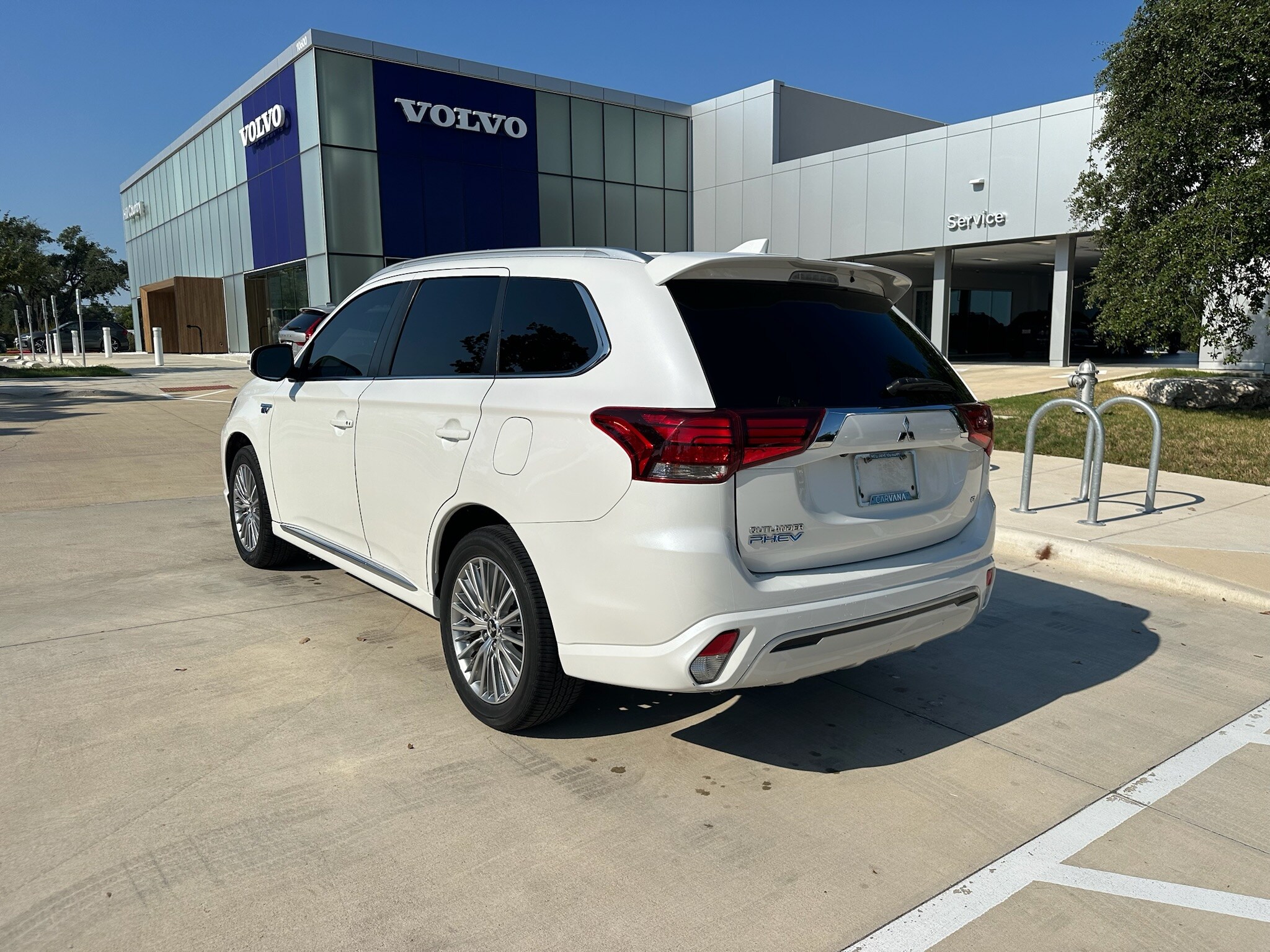 2020 Mitsubishi Outlander PHEV GT photo 2