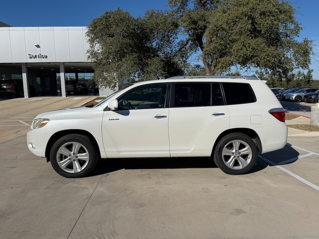 Used 2010 Toyota Highlander Limited SUV