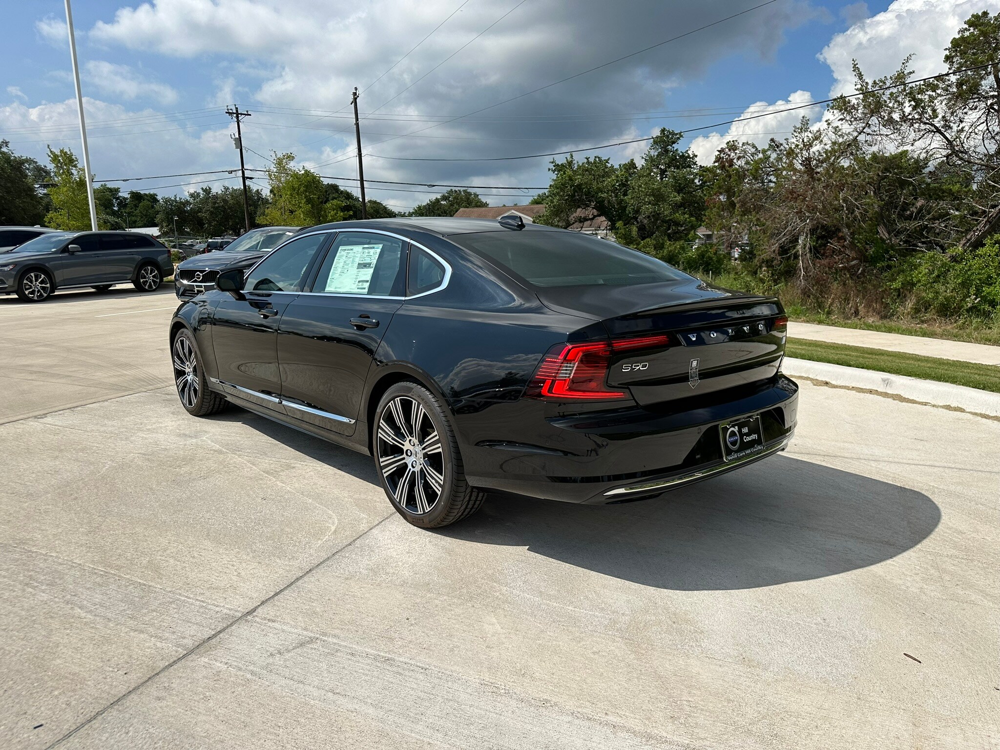 2024 Volvo S90 T8 Ultimate photo 4