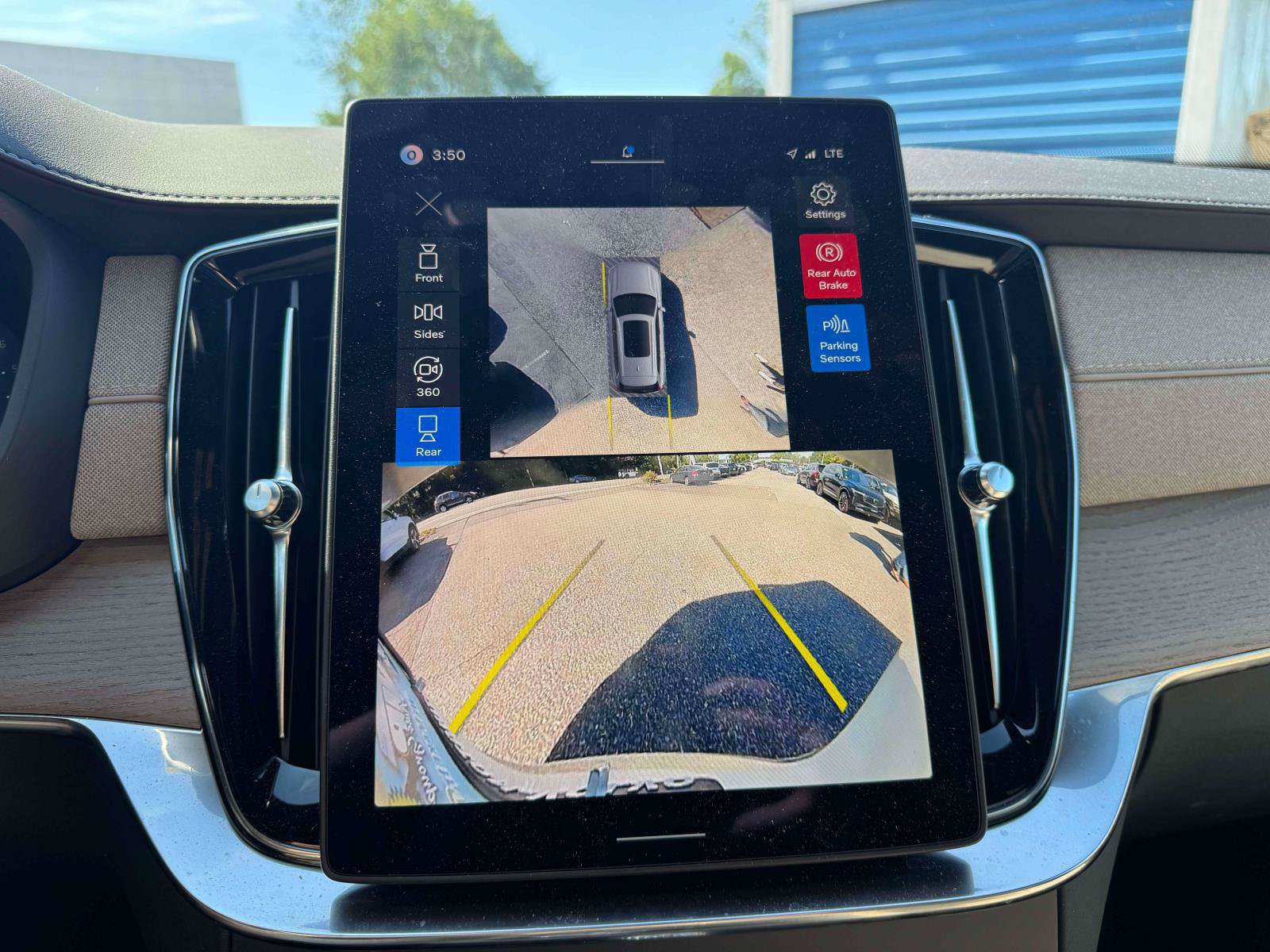 2026 Volvo XC90 Plus - Photo 29