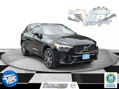 2024 Volvo XC60 Plus Dark Theme B5 AWD Plus Dark Theme