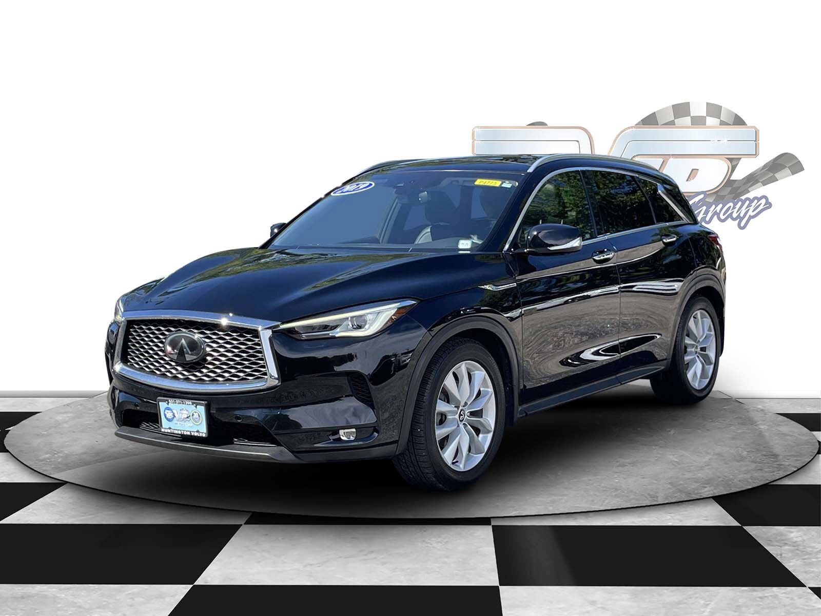 2019 Infiniti QX50 Essential AWD photo 3