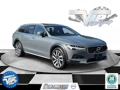 2022 Volvo V90 Cross Country B6 AWD Wagon