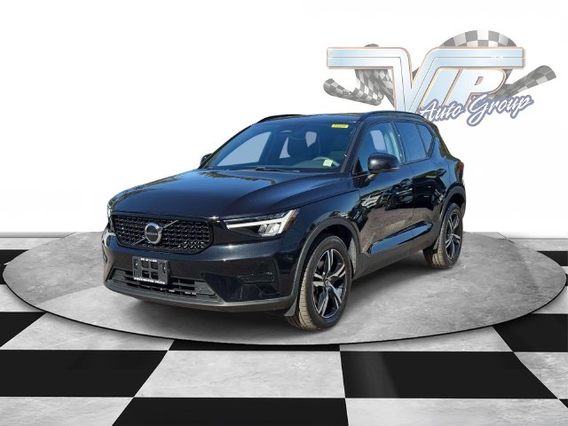 Certified 2024 Volvo XC40 B5 Core SUV