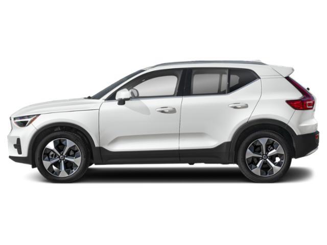 2025 Volvo XC40 photo 3