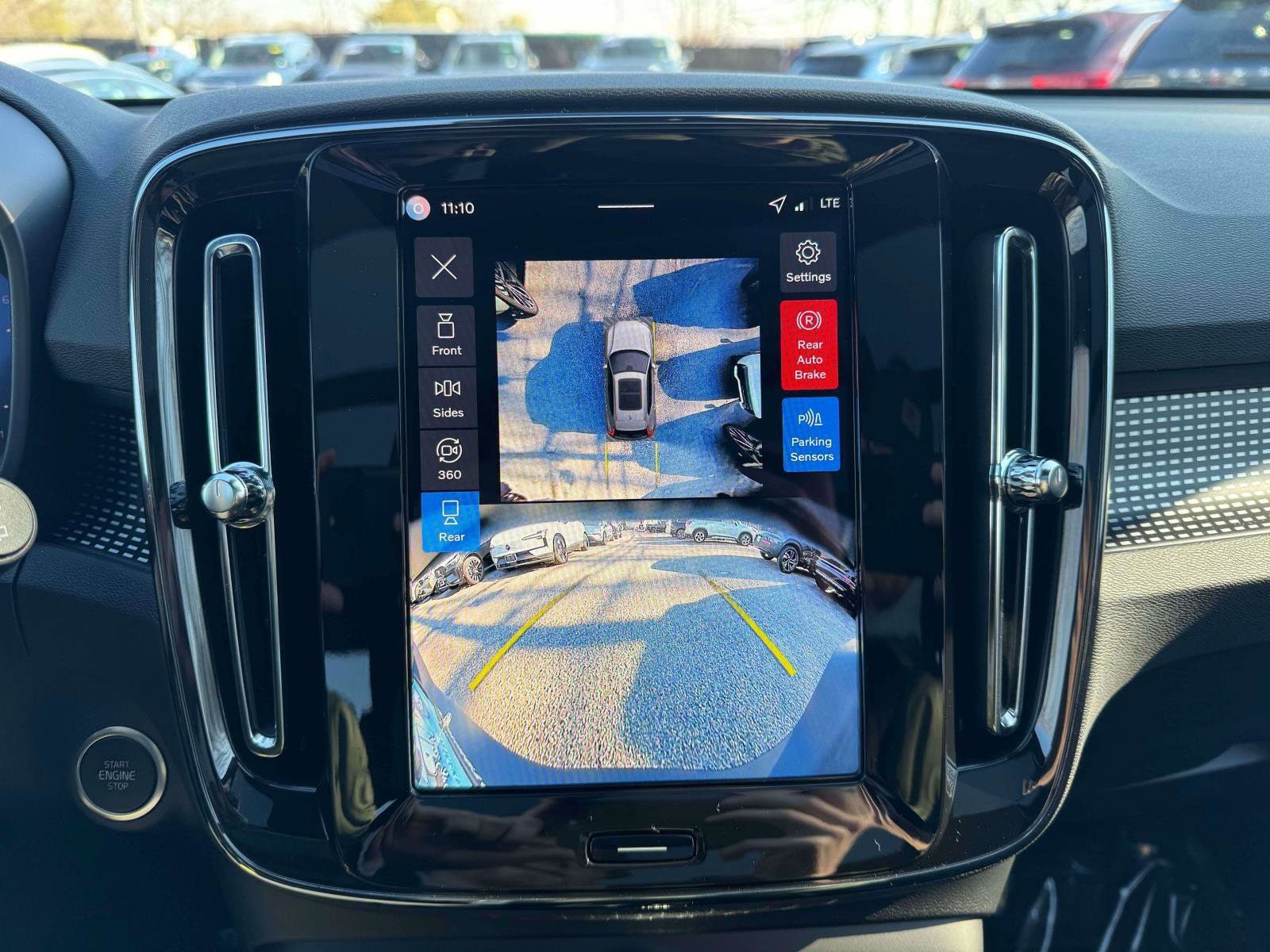 2026 Volvo XC40 Ultra Black Edition - Photo 30