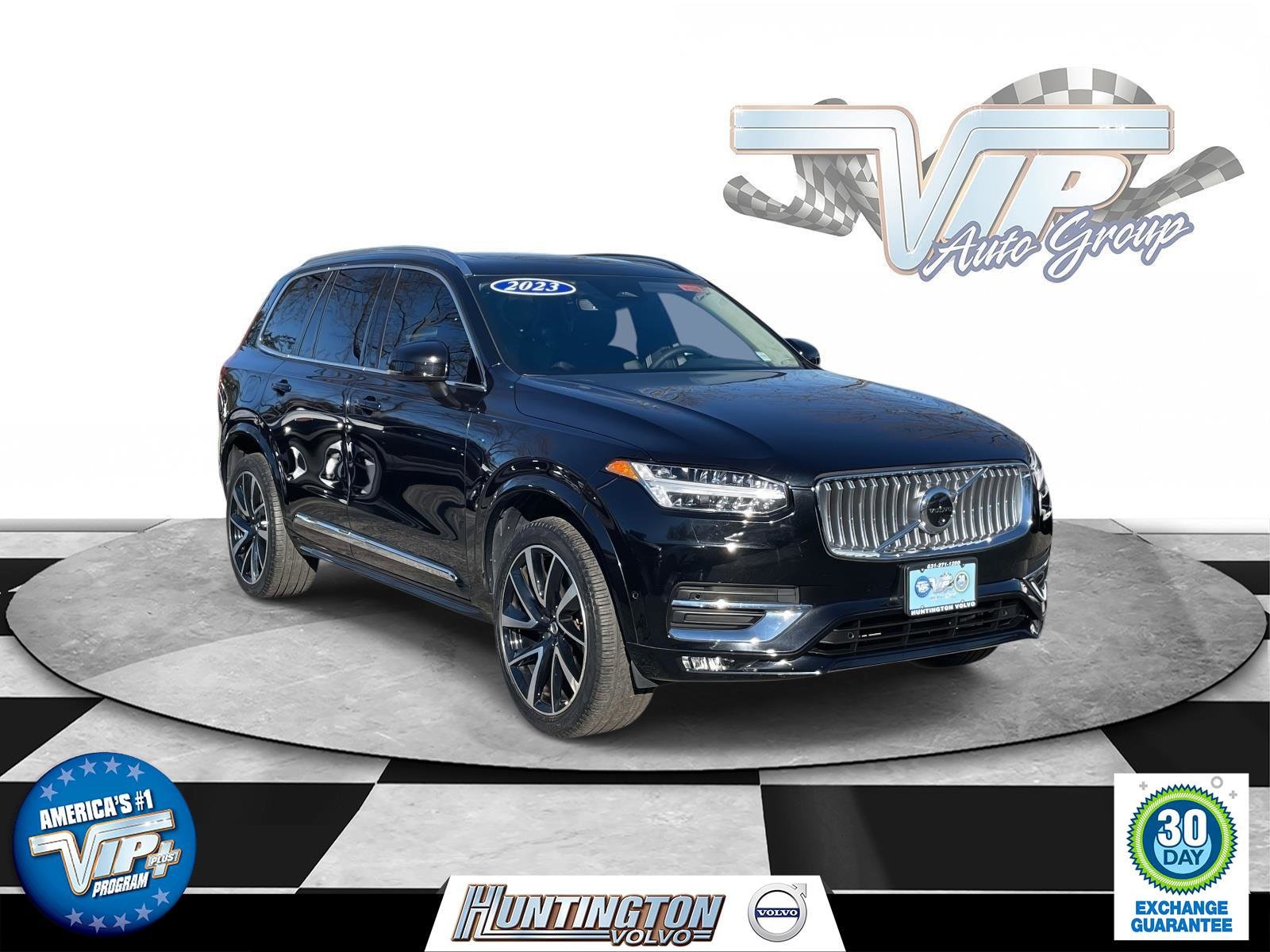2023 Volvo XC90 Plus's photo