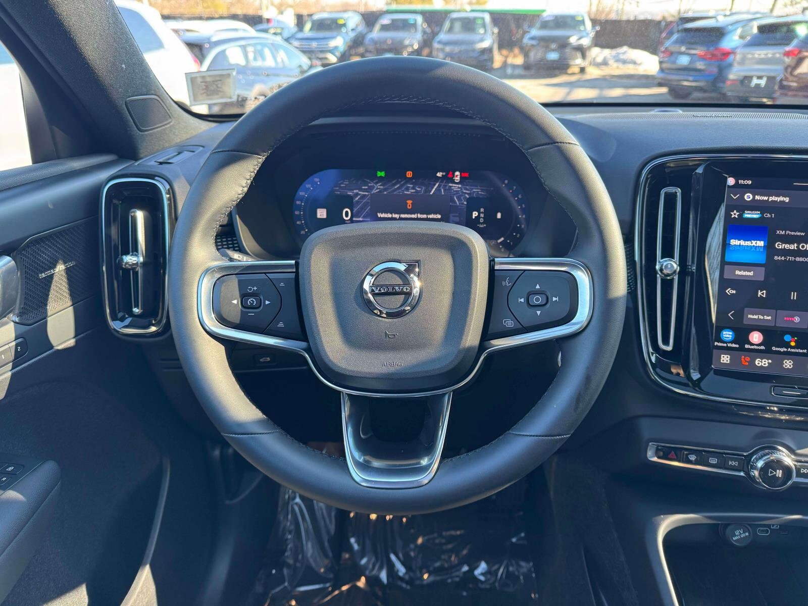 2026 Volvo XC40 Ultra Black Edition - Photo 21