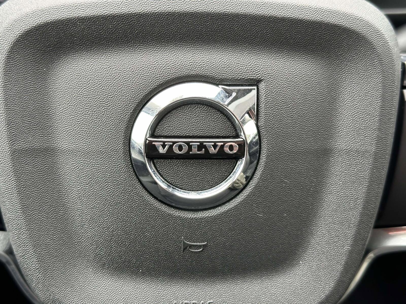 2026 Volvo XC40 Ultra - Photo 21