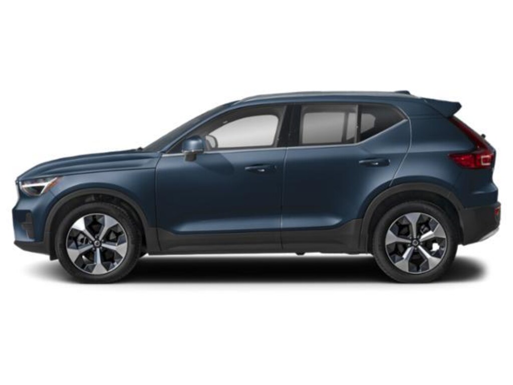 New 2026 Volvo XC40 B5 Plus SUV