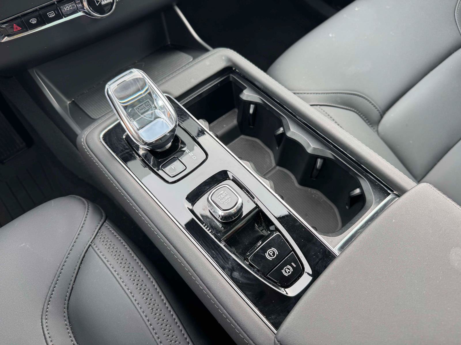 2026 Volvo XC90 Plus - Photo 31
