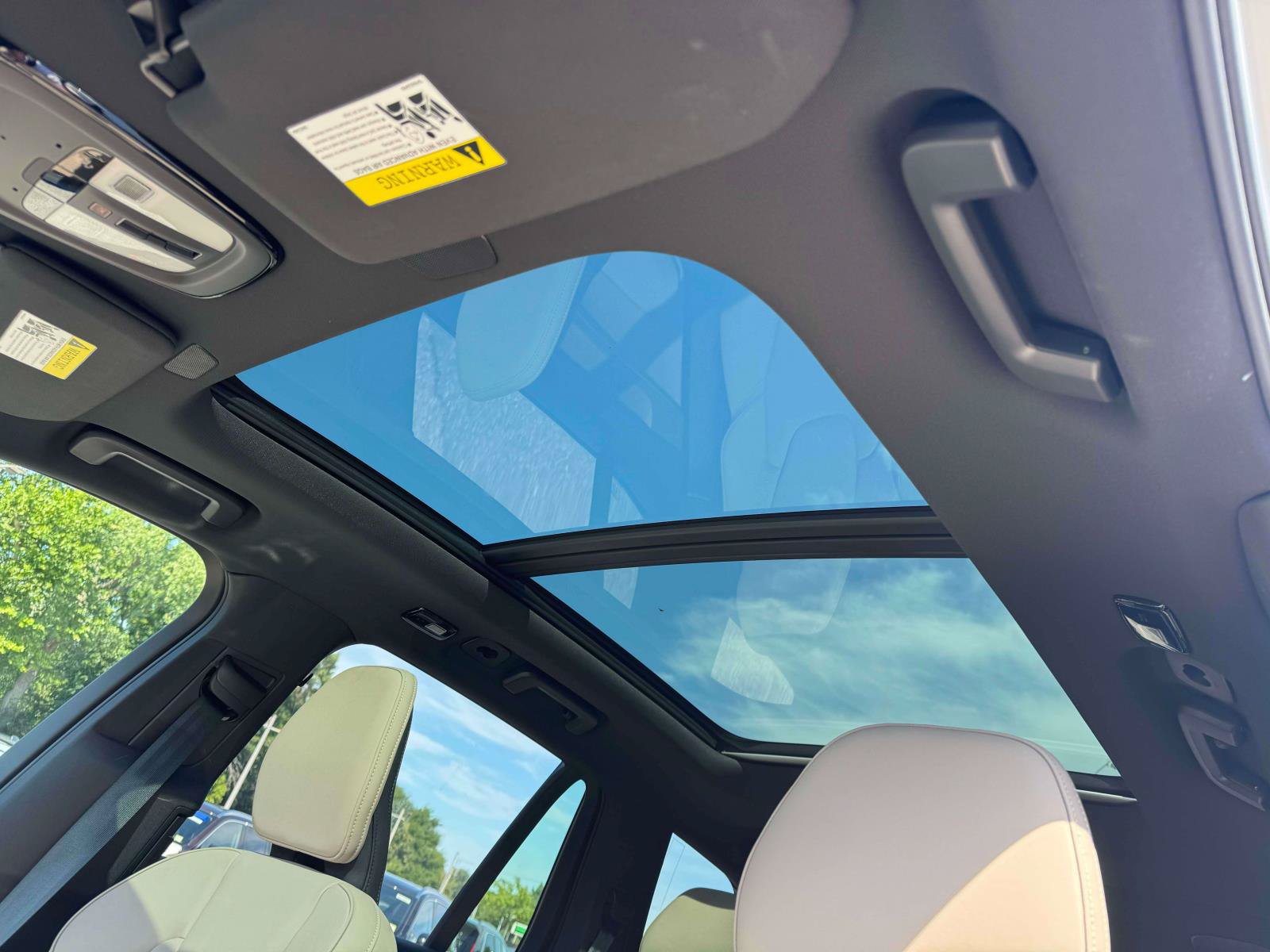 2026 Volvo XC90 Plus - Photo 19