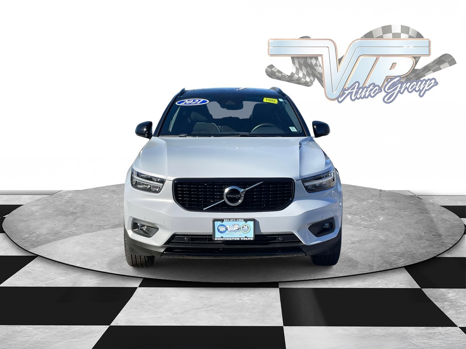 2021 Volvo XC40 T5 AWD R-Design photo 2