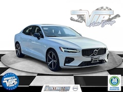 2024 Volvo S60 Ultimate Dark Theme B5 AWD Ultimate Dark Theme