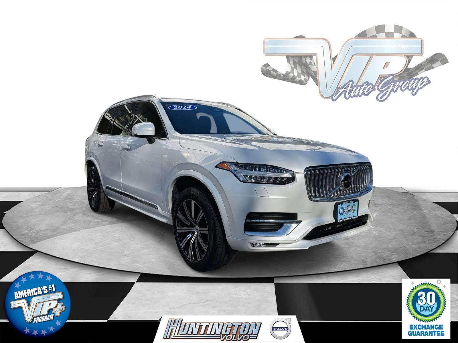 2024 Volvo XC90 Core's photo