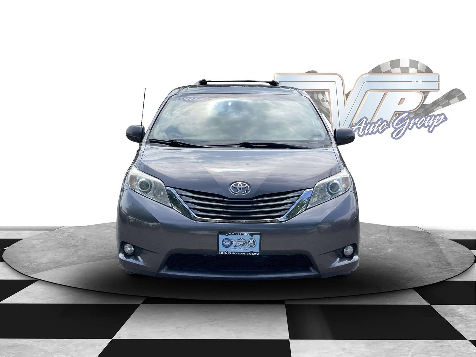 Used 2014 Toyota Sienna XLE with VIN 5TDDK3DC5ES084404 for sale in Huntington, NY