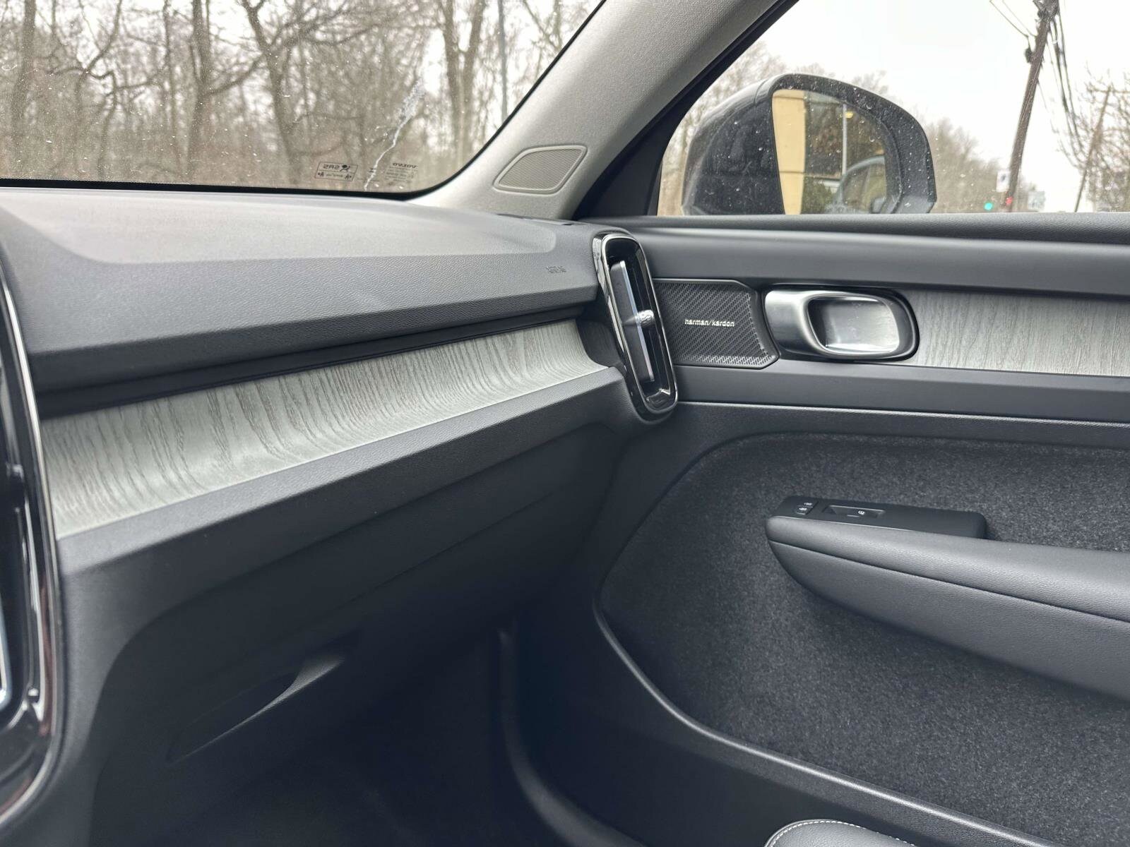 2026 Volvo XC40 Ultra - Photo 29