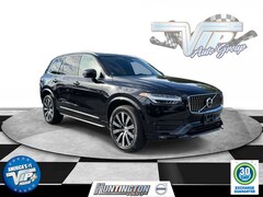 2023 Volvo XC90 Core B5 AWD Core 7P
