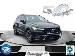 2023 Volvo XC60 Plus Dark Theme B5 AWD Plus Dark Theme