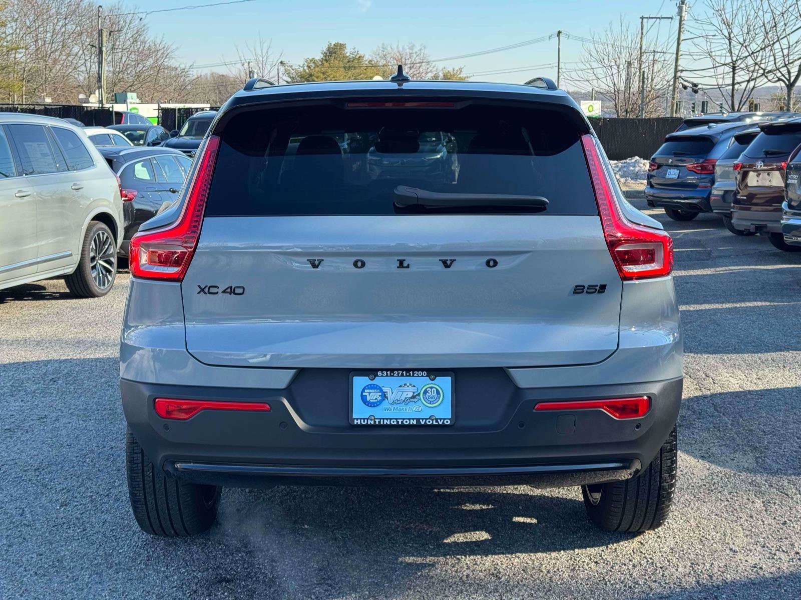 2026 Volvo XC40 Ultra Black Edition - Photo 7