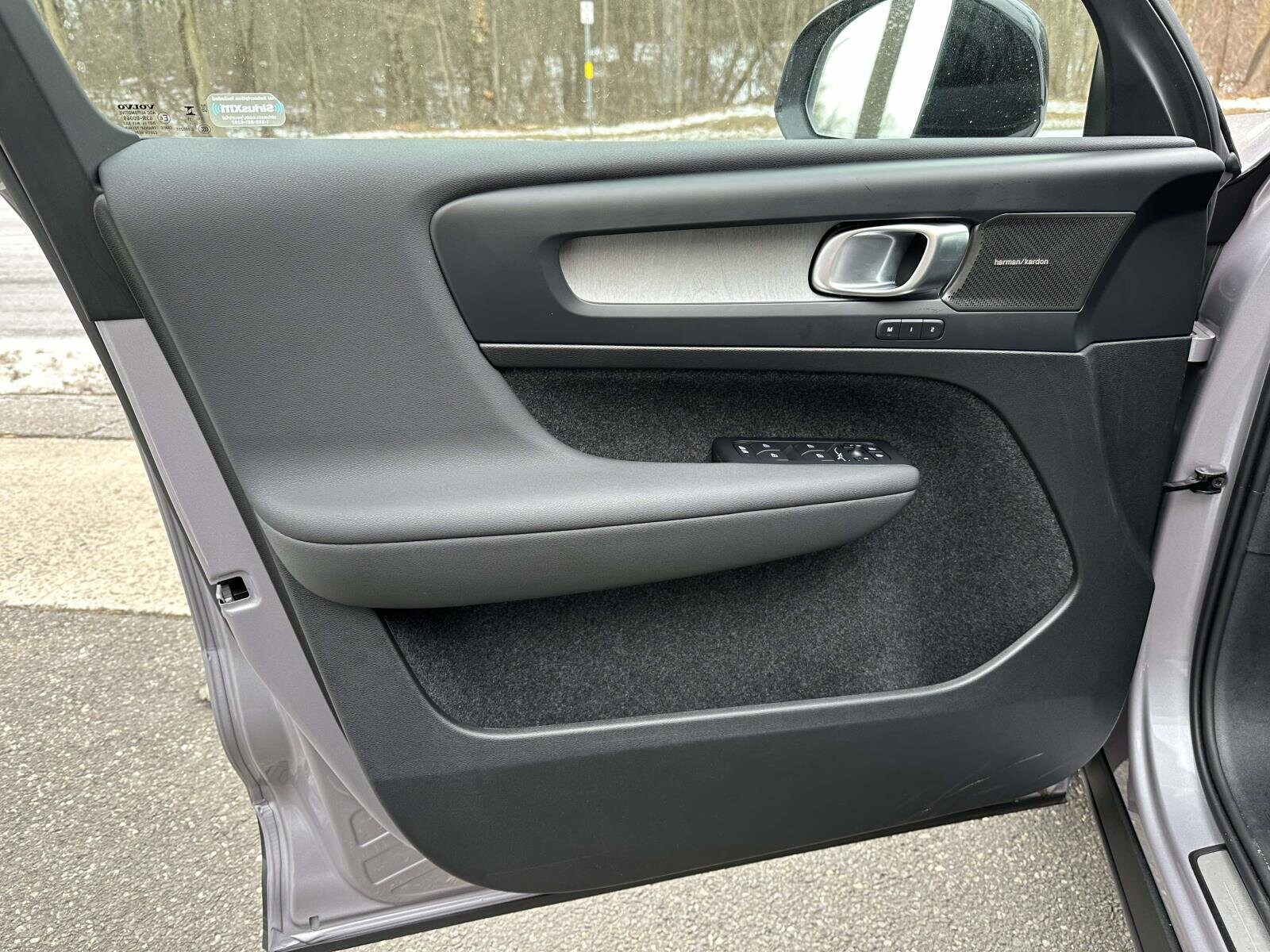 2026 Volvo XC40 Ultra - Photo 16