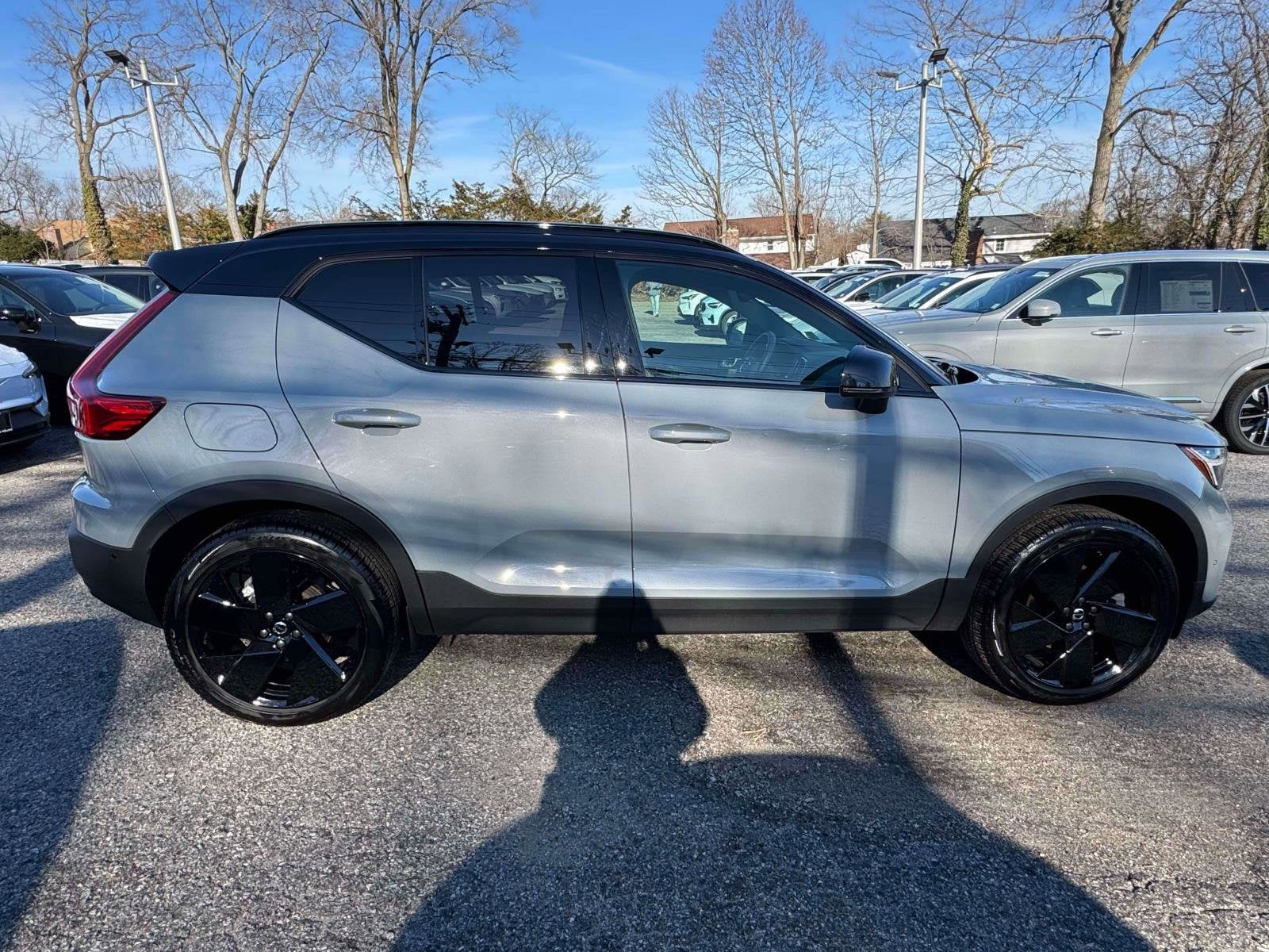 2026 Volvo XC40 Ultra Black Edition - Photo 9