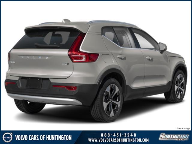 2025 Volvo XC40 Plus photo 2