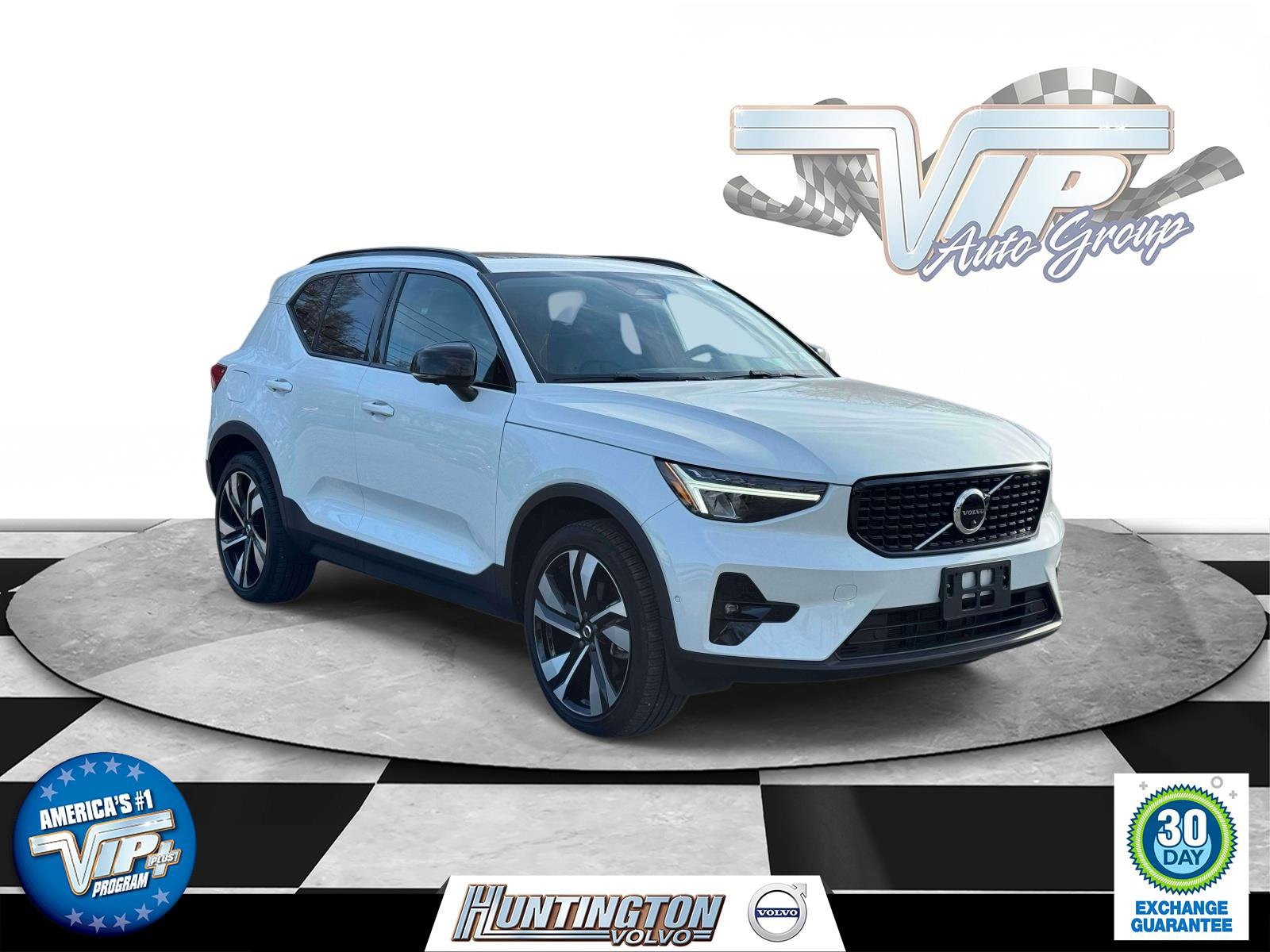 2023 Volvo XC40