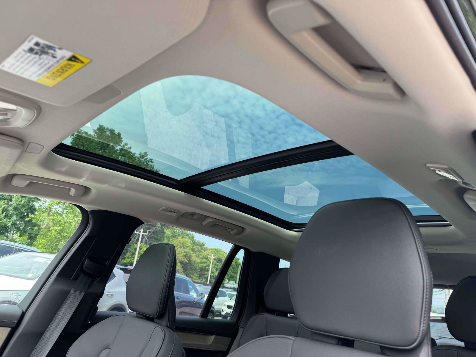2026 Volvo XC90 Plus - Photo 19