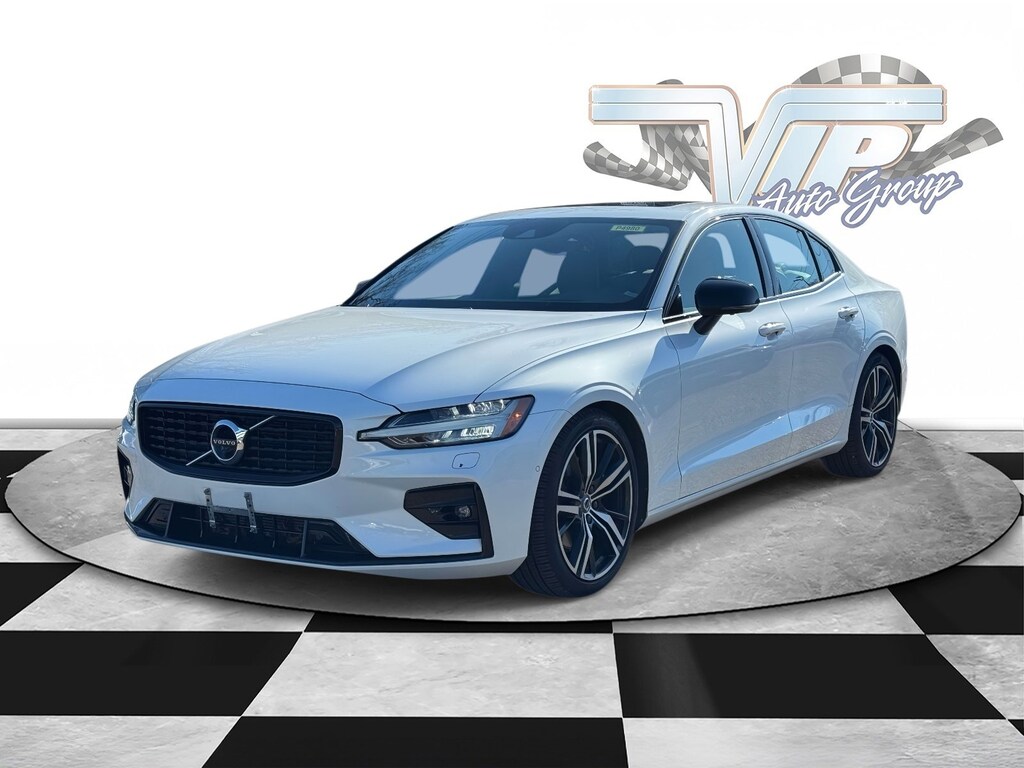 Used 2022 Volvo S60 B5 R-Design