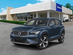 2026 Volvo XC40 B5 Plus SUV