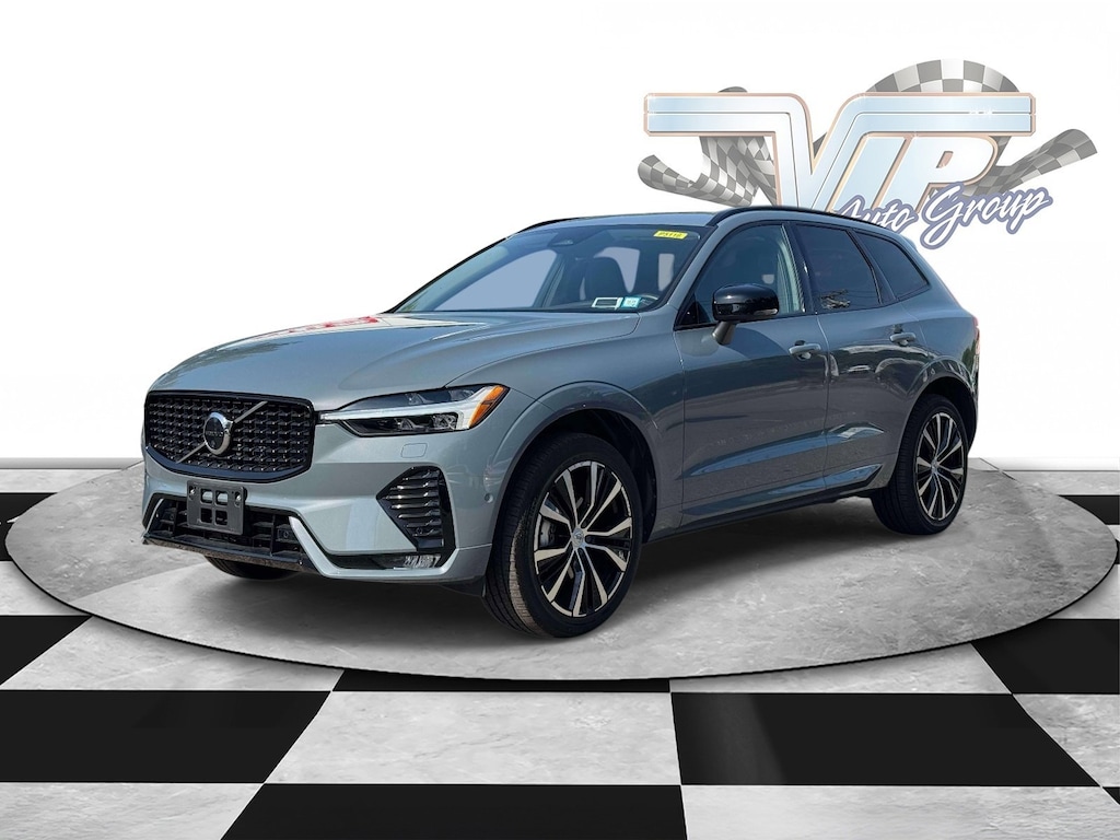 Used 2023 Volvo XC60 Ultimate Dark Theme B5 AWD Ultimate Dark Theme
