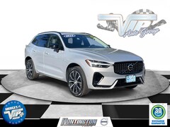 2023 Volvo XC60 Recharge Plug-In Hybrid Plus Dark Theme T8 eAWD PHEV Plus Dark Theme