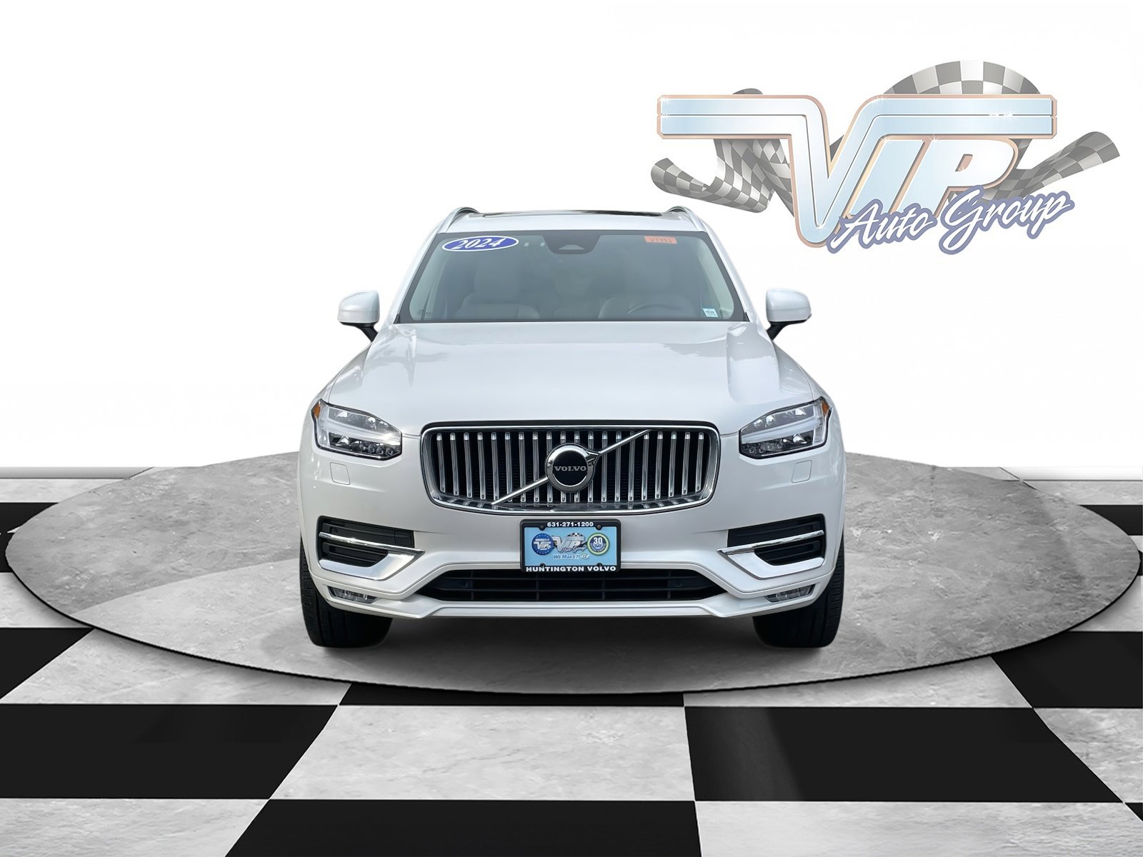 2024 Volvo XC90 B5 AWD Core photo 2
