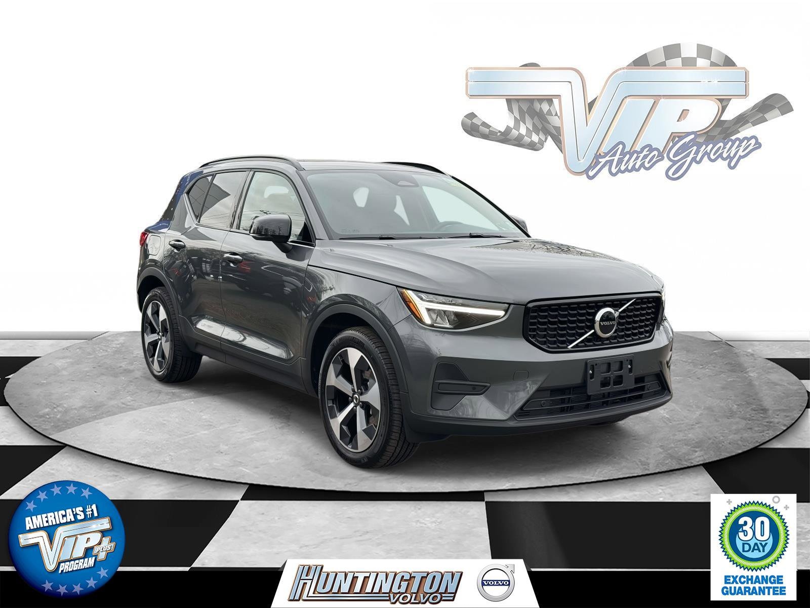 2026 Volvo XC40 B5 AWD Core 