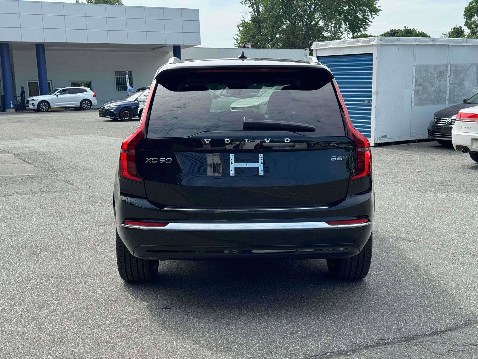 2026 Volvo XC90 Plus - Photo 7