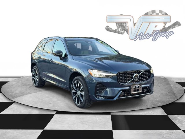2024 Volvo XC60 B5 Plus Dark Theme SUV