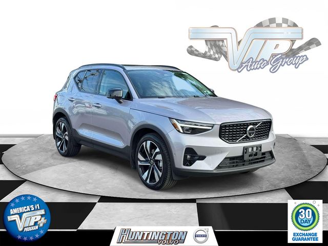 2026 Volvo XC40