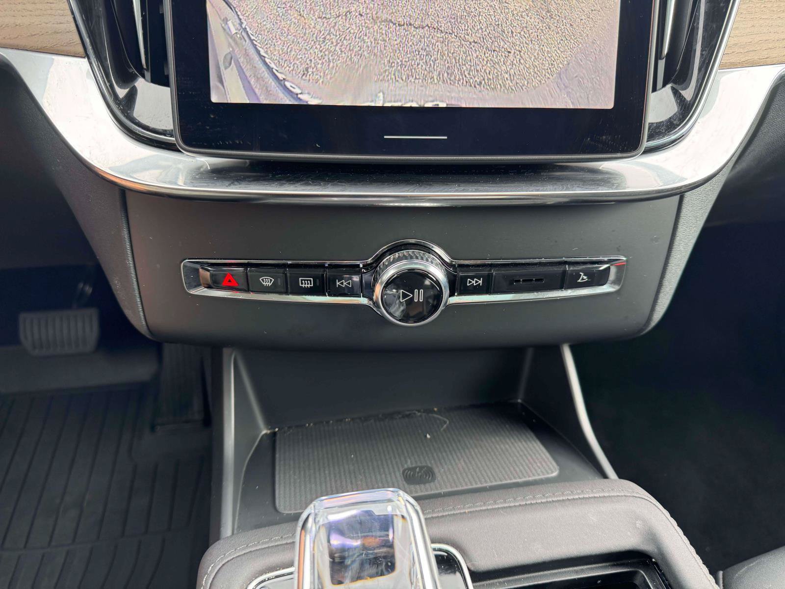 2026 Volvo XC90 Plus - Photo 30