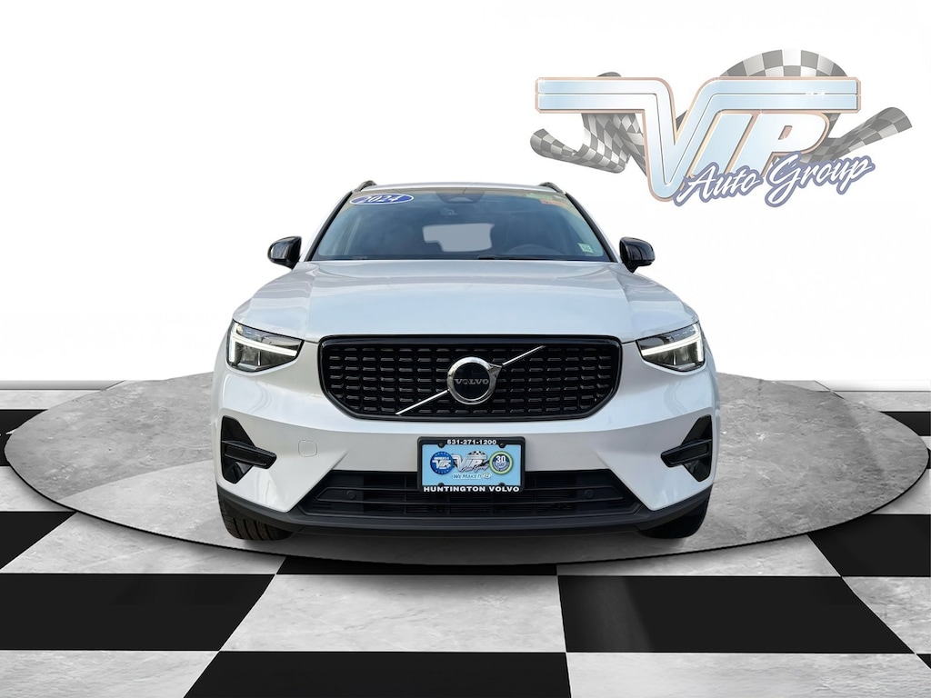 Certified 2024 Volvo XC40 B5 Core