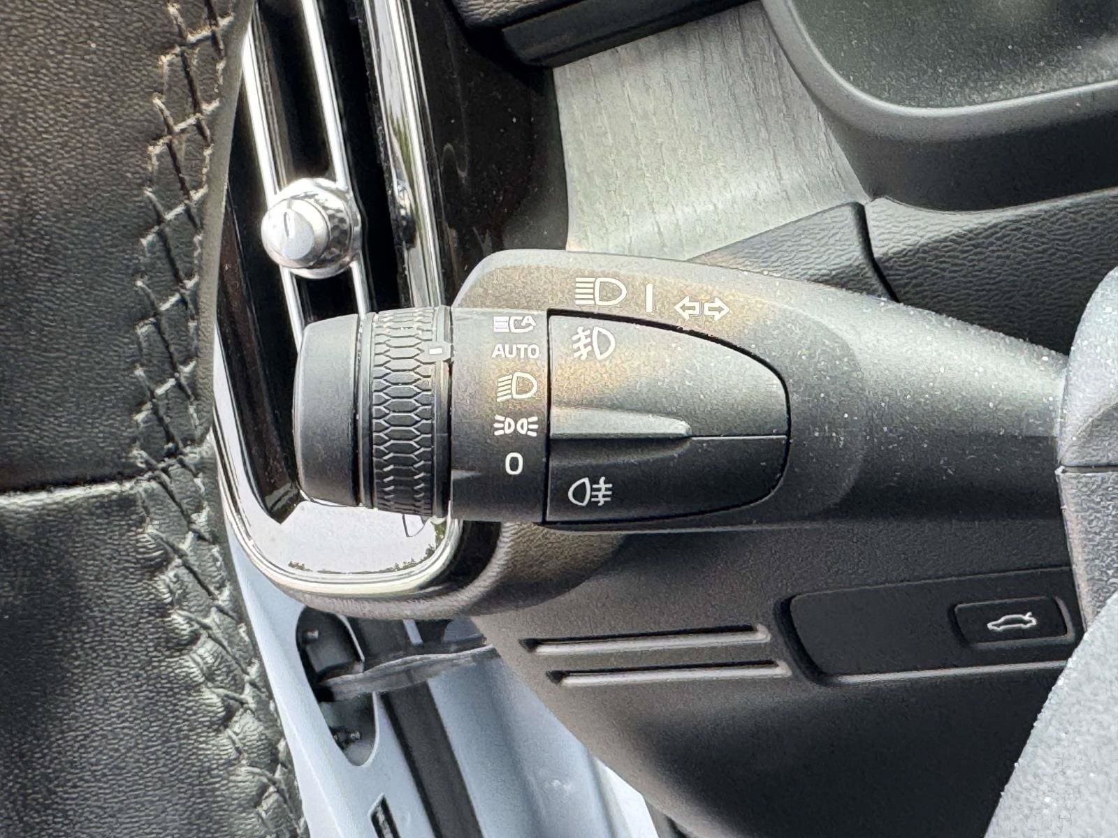 2026 Volvo XC40 Plus - Photo 20