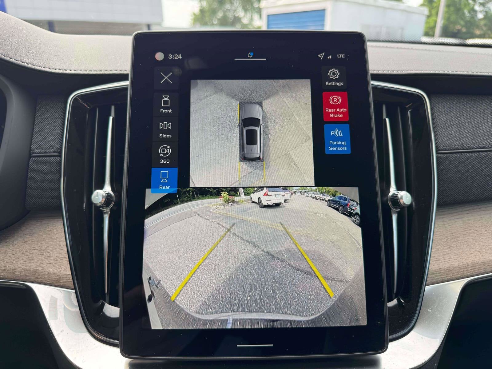2026 Volvo XC90 Plus - Photo 29