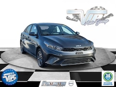 2024 Kia Forte LXS LXS IVT