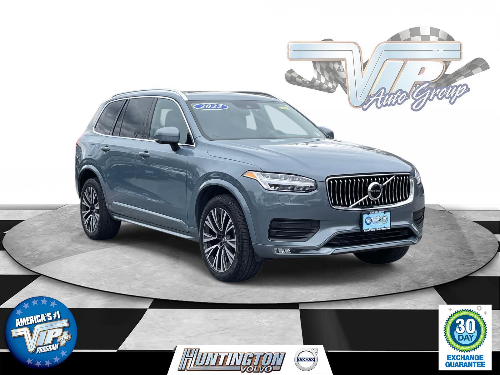 2022 Volvo XC90 Momentum