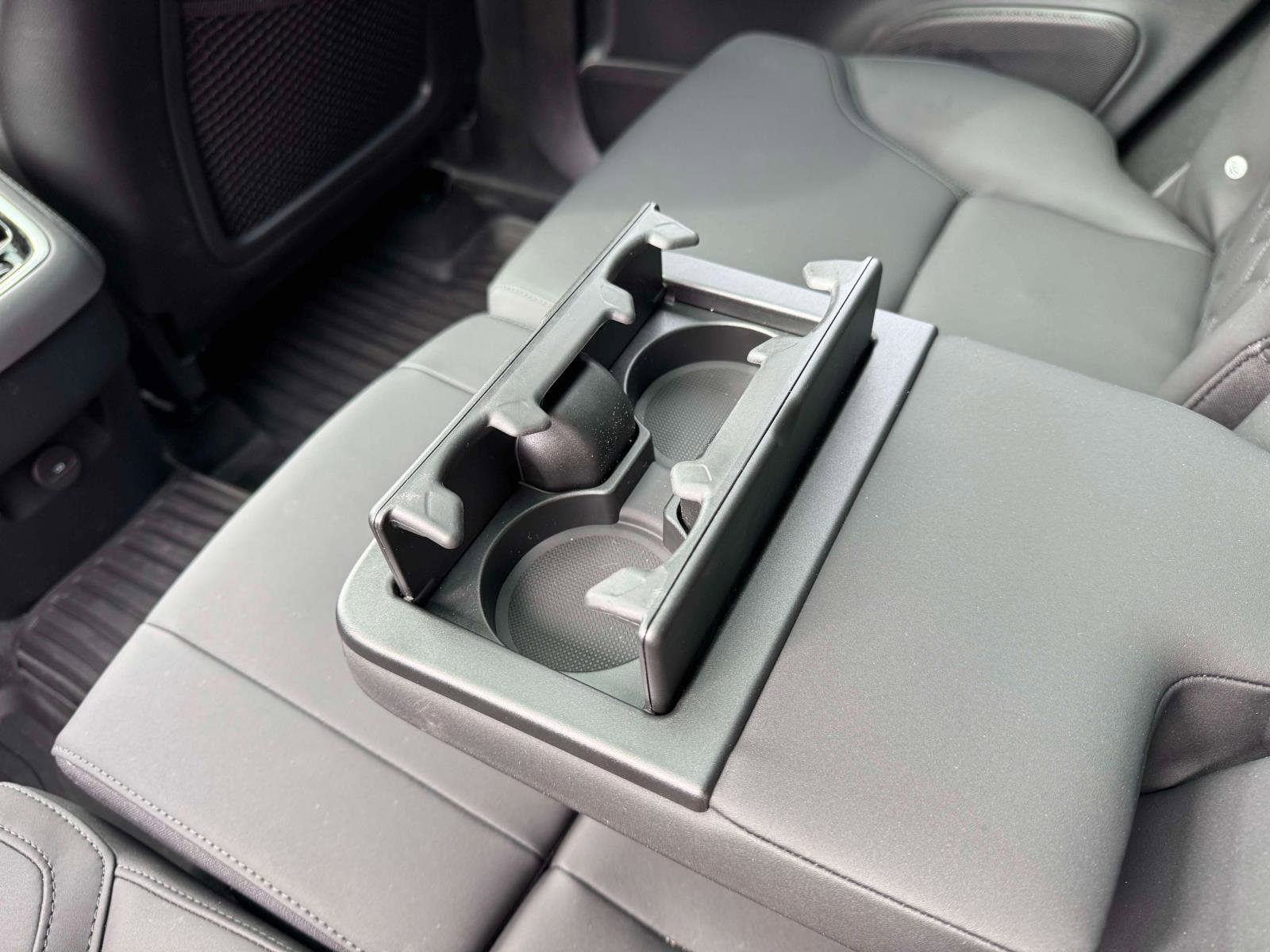 2026 Volvo XC90 Plus - Photo 13