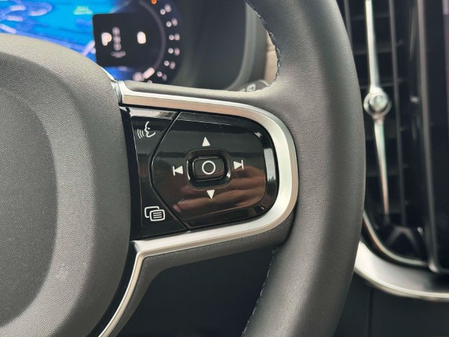 2026 Volvo XC90 Ultra - Photo 23